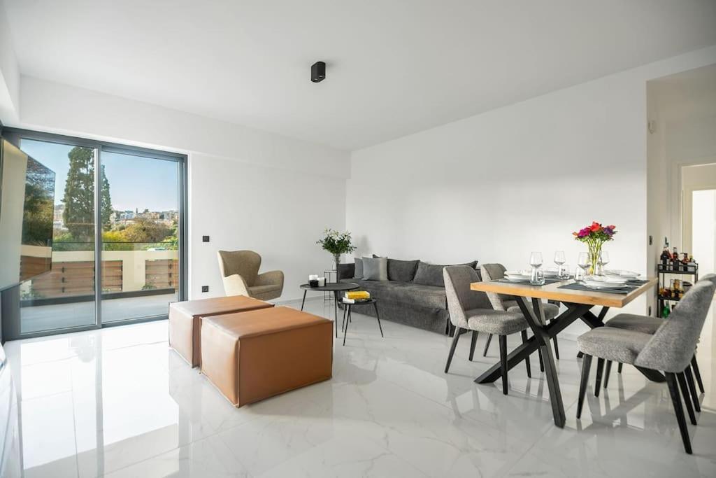Maison Du Jardin 2-Bedroom Apartment Private Outdoor Jacuzzi Rhodes City エクステリア 写真