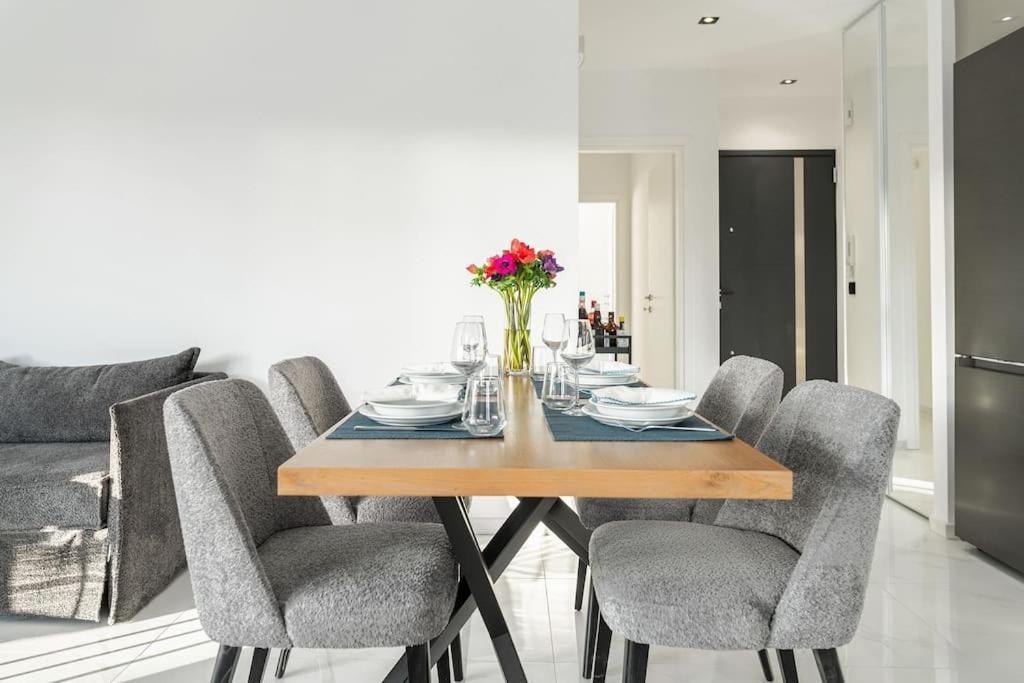 Maison Du Jardin 2-Bedroom Apartment Private Outdoor Jacuzzi Rhodes City エクステリア 写真